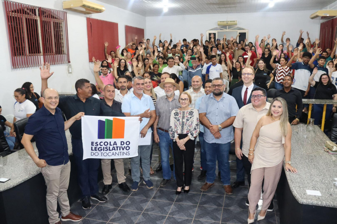 Documento foi assinado nesta quinta-feira Documento foi assinado nesta quinta-feira