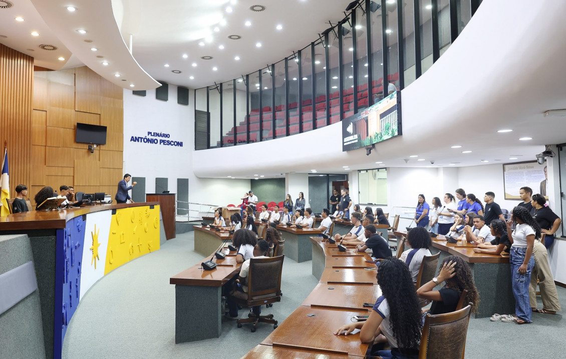 Documento foi assinado nesta quinta-feira