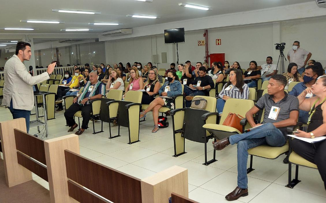 Documento foi assinado nesta quinta-feira